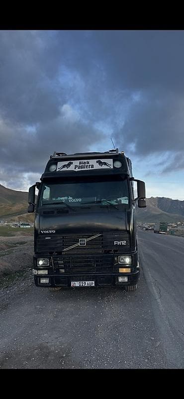 Унаа: Сүйрөгүч, Volvo, 2000 г., Тенттелген — 1