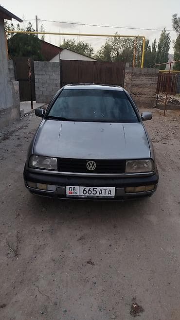 smart open: Volkswagen Vento: 1992 г., Седан — 4