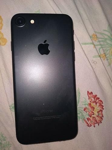 IPhone 7, Б/у, 128 ГБ, Черный, Чехол, 98 %