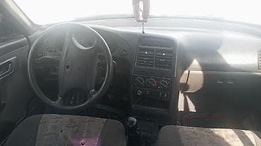 машина лада: ВАЗ (ЛАДА) 2112: 2006 г., 1.6 л, Механика, Бензин, Хэтчбэк — 5