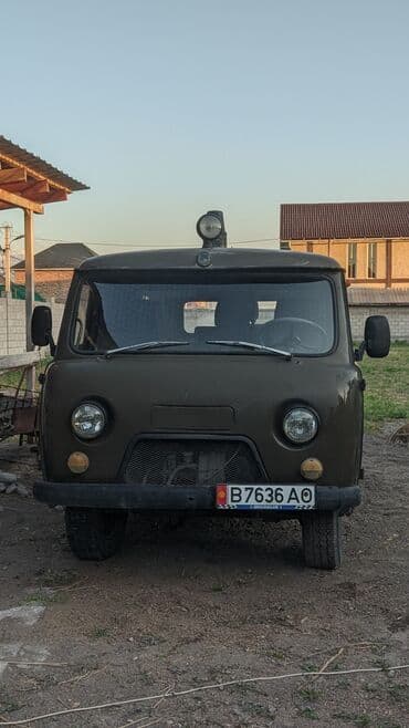 УАЗ 452 Buhanka: 1974 г., 2.4 л, Механика, Бензин