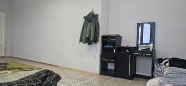 квартиры кайынды: Чогу жашаганы 1же 2 бала керек.5000 сом.166 конечныйына жакын — 3