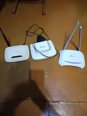 Модемы и сетевое оборудование: Wi-fi роутеры 3 шт,состояние нужно проверить,за все 100 сом — 2