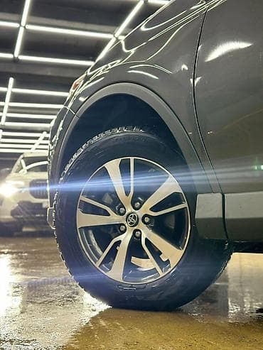 Toyota: Toyota RAV4: 2018 г., 2.5 л, Автомат, Бензин, Кроссовер — 5