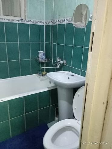 глобуса: 1 комната, 30 м², 1 этаж, Старый ремонт — 5