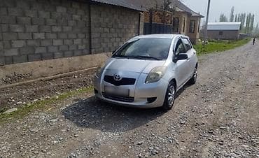 Toyota Yaris: 2007 г., 1.3 л, Механика, Бензин, Хэтчбэк