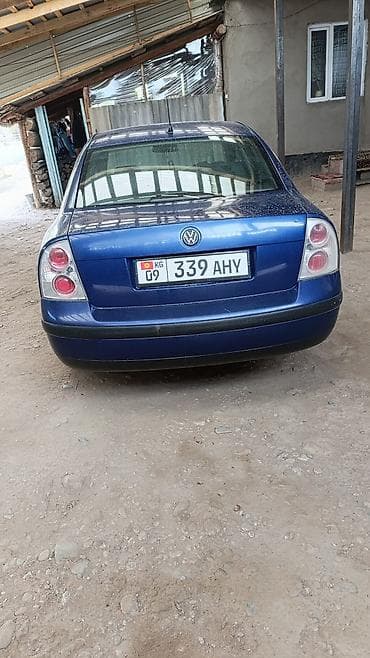 Volkswagen Passat: 2002 г., 2 л, Механика, Седан — 6
