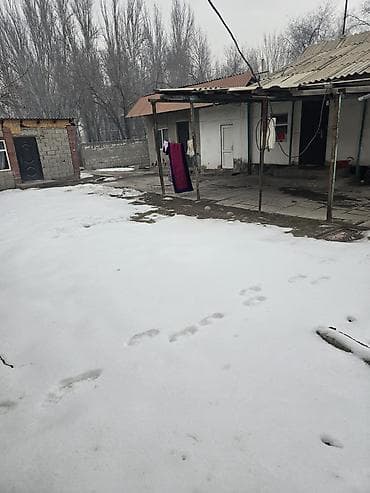 продаю дом в балыкчы: Дом, 65 м², 3 комнаты, Собственник — 6