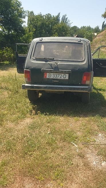 чехии: ВАЗ (ЛАДА) 4x4 Нива: 1998 г., Механика, Внедорожник — 3