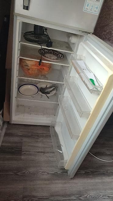 google pixel 1: Холодильник Б/у, Двухкамерный — 3