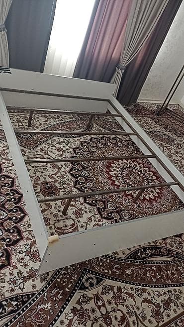 одна кровать: Кровать сатылат — 1