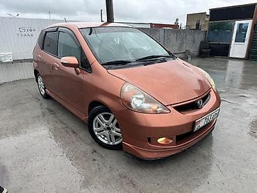 old man: Honda Fit: 2008 г., 1.5 л, Механика, Бензин, Хэтчбэк — 2