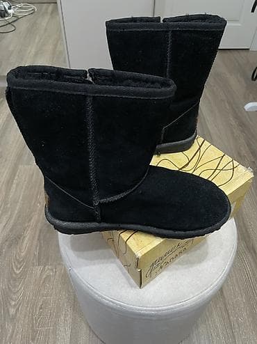 военный обувь: Угги от Бренда Nadasa.чёрные. - Материал верха: натуральная — 2