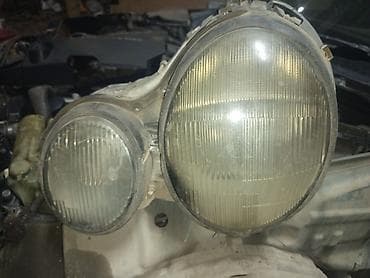 ризиновый хуй: Передняя фара правый — 1