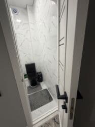 ижарага батир: 3 бөлмө, Менчик ээси, Чогуу жашоо менен, Жарым -жартылай эмереги бар — 11