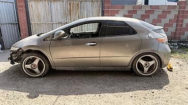 wuling mini ev: Honda Civic: 2008 г., Механика, Бензин, Хэтчбэк — 6