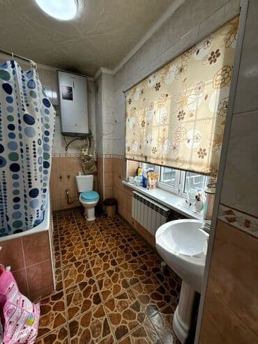 продаю дом бег кунгей: Дом, 200 м², 6 комнат, Собственник — 13
