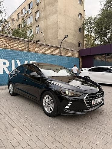 Hyundai Elantra: 2017 г., 2 л, Автомат, Бензин, Седан — 2