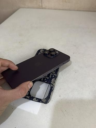 full construction: IPhone 14 Pro Max, Deep Purple, Чехол, 61 % — 2