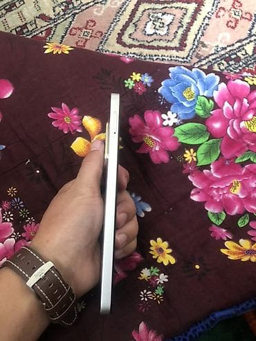 redmi note 13pro: Poco C71, Б/у, 128 ГБ, цвет - Серебристый, 2 SIM — 6