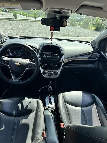 spar: Chevrolet Spark: 2016 г., 1 л, Автомат, Бензин, Хэтчбэк — 5