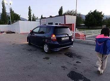 заправка бишкек: Honda Fit: 2003 г., 1.3 л, Вариатор, Бензин, Хэтчбэк — 2