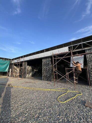 декор фасада дома: Ремонт фасада, Утепление фасада, Фасадный декор | Туникафон | Гранит, Мрамор, Керамогранит | Penoplex, Базальт Больше 6 лет опыта — 8