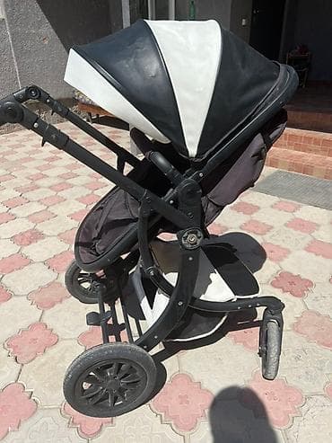 Коляскалар: Продается 2 коляски каждая по 1000 сом. Универсальная детская коляска — 3