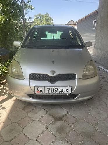 Toyota Vitz: 2000 г., 1 л, Автомат, Бензин, Хэтчбэк