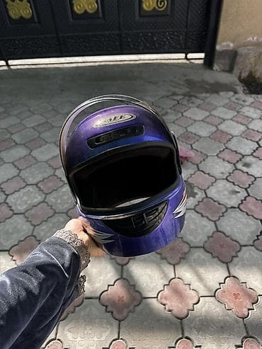 широкая морда: Мотошлем — 7