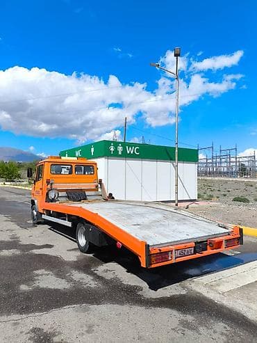 эвакуатор рядом: С лебедкой, С манипулятором, Со сдвижной платформой — 3