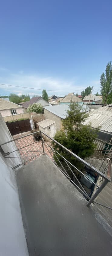 Продаю дом с бизнесом ! 14 комнат плюс магазин, центральная