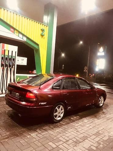 Mazda 626: 1992 г., 2 л, Механика, Бензин, Хэтчбэк