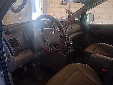 Транспорт: Hyundai H-1: 2018 г., 2.5 л, Механика, Дизель, Минивэн — 5