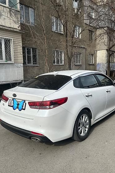 Kia K5: 2016 г., 0.2 л, Автомат, Газ, Седан