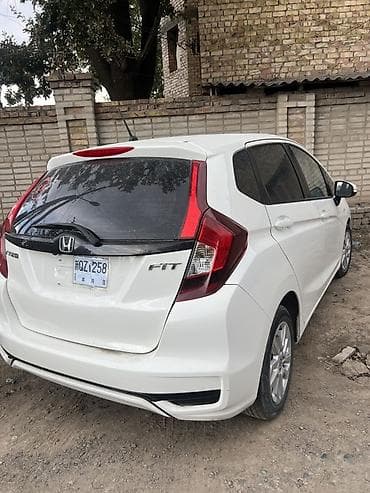 Honda Fit: 2021 г., 1.5 л, Вариатор, Бензин, Хэтчбэк