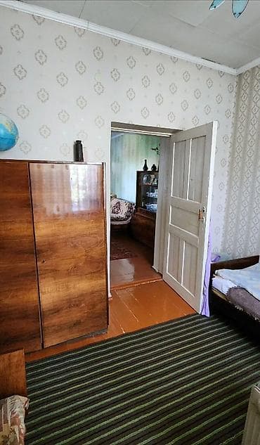 Продажа домов: Продаю пол дома 3 комнаты кухня удобства в требует ремонта район — 9