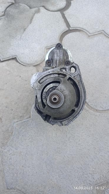 тросик капота: Audi Оригинал, Германия — 10