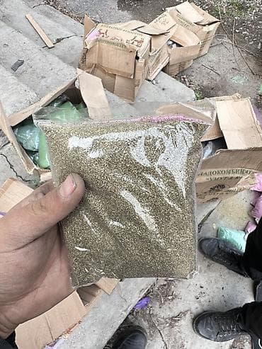 аквариумистик: Цветной декоративный песок и блёстки в пакетах - Фракция: мелкая — 8