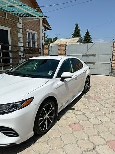 corolla s: Toyota Camry: 2020 г., 2.5 л, Автомат, Бензин, Седан — 3