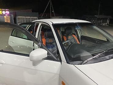 деловое авто: Honda Civic: 2002 г., Бензин, Седан — 10