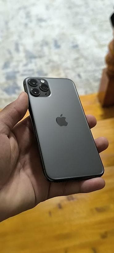 телефон айфон 1: IPhone 11 Pro, Б/у, 256 ГБ, Space Gray, Зарядное устройство, 88 % — 1