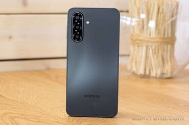 Аудиотехника: Samsung Galaxy S25+, түсү - Кара — 1