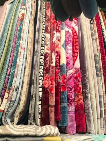 белая ночная сорочка: Комплект махровых халатов в подарочной упаковке. Набор включает два — 7