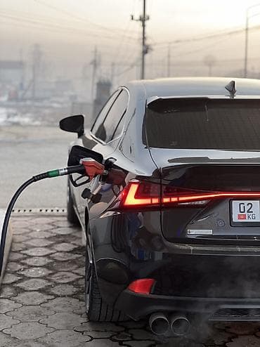 bmw x5 2011: Lexus IS: 2018 г., 2 л, Автомат, Бензин, Седан — 1