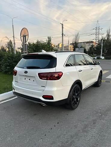 Транспорт: Kia Sorento: 2019 г., 2 л, Автомат, Бензин, Кроссовер — 7
