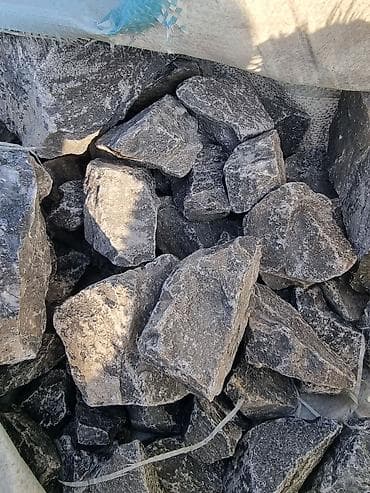 чернозем в мешках бишкек: Щебень фракции крупной (примерно 40–70 мм). Натуральный камень — 1