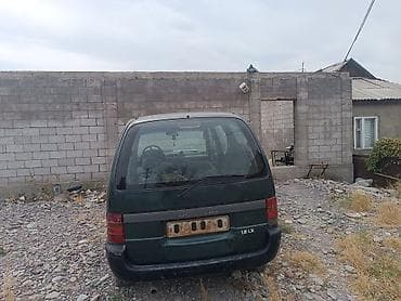 Транспорт: Nissan Serena: 1998 г., 1.6 л, Механика, Бензин, Минивэн — 3