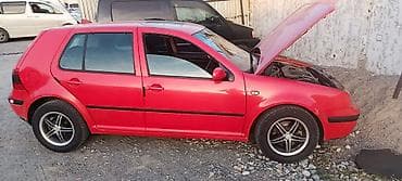 голф 2салон: Volkswagen Golf: 1999 г., 1.8 л, Автомат, Бензин, Хэтчбэк — 2