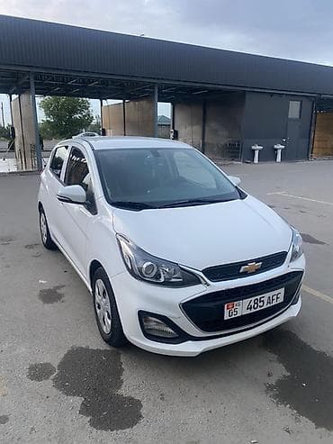 вариант кей джи: Chevrolet Spark: 2020 г., 1 л, Вариатор, Бензин, Хэтчбэк — 1